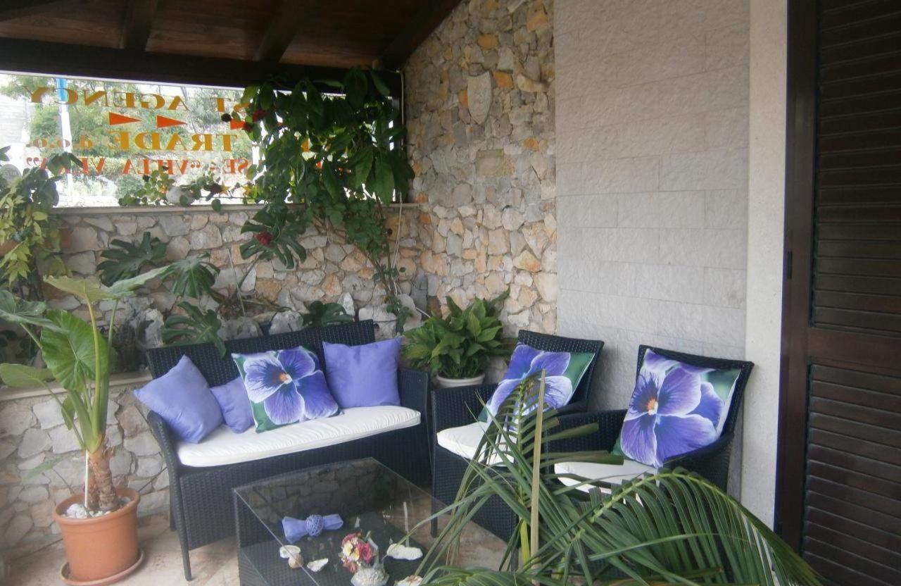 Apartments Villa Vera نوفي فينودولسكي المظهر الخارجي الصورة